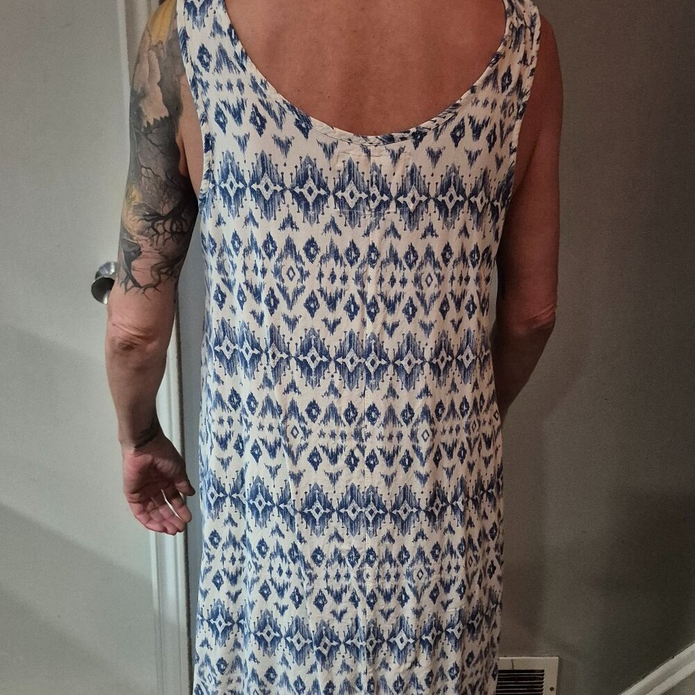 Sundress - Picture 3 of 3